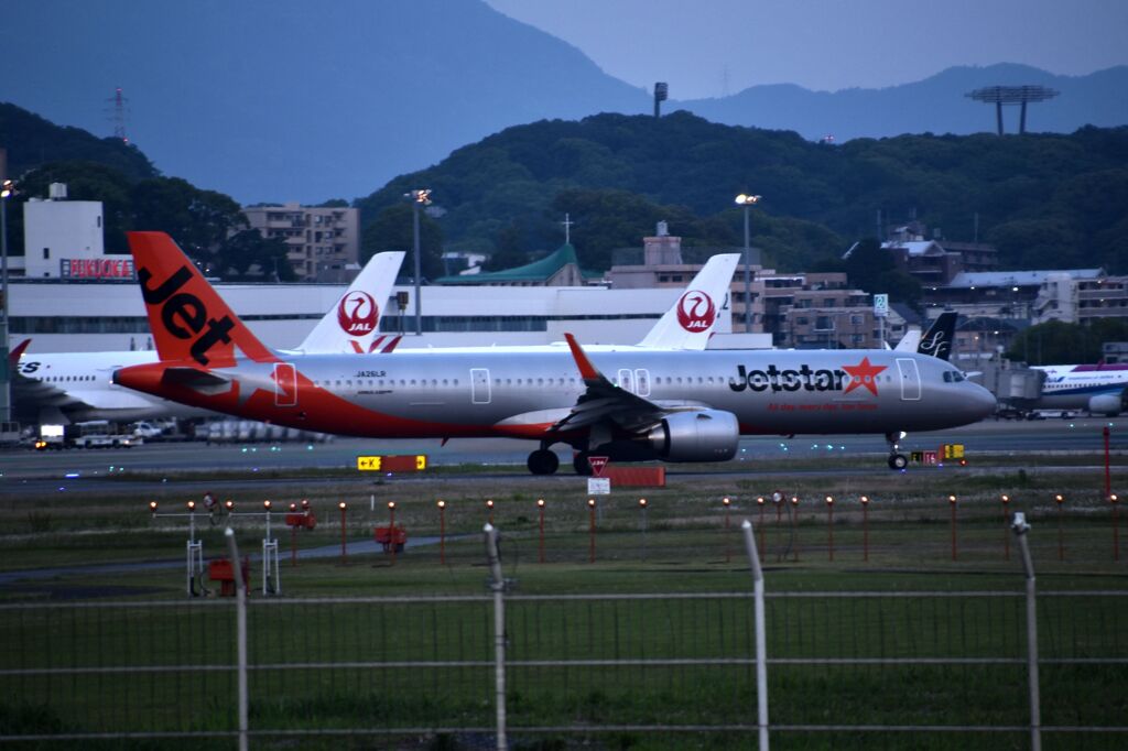 JET 174