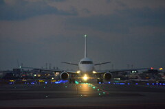 JAL 381