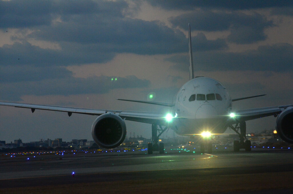 ANA 385