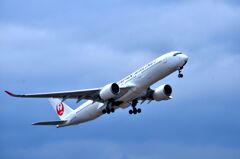 JAL 657