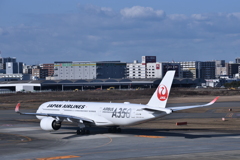 JAL 803