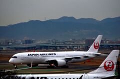 JAL 654