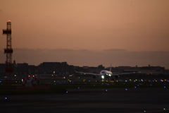 JAL 1328　「人の道」その一