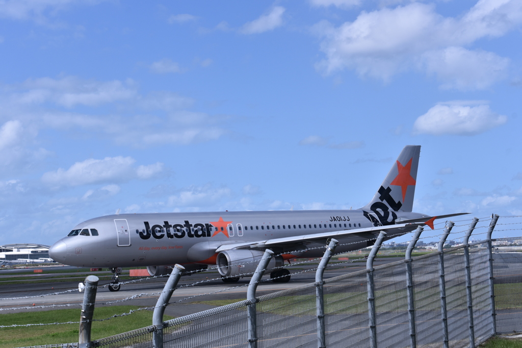 JET 145