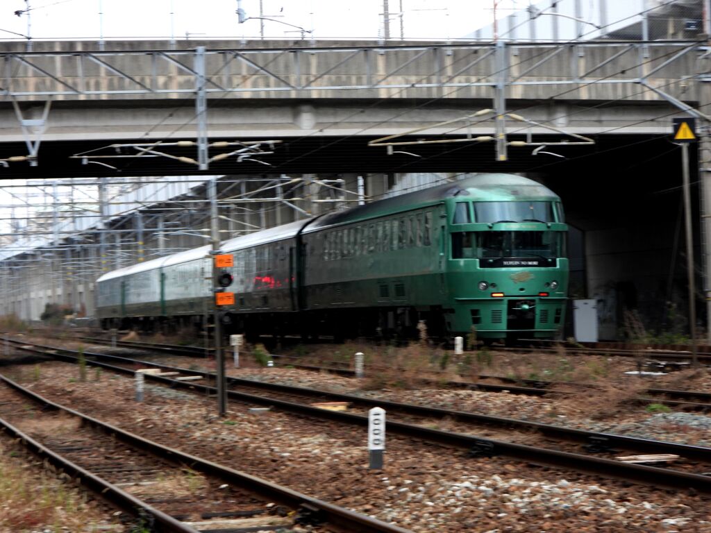JR九州「ゆふいんの森」