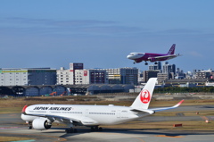 JAL 432