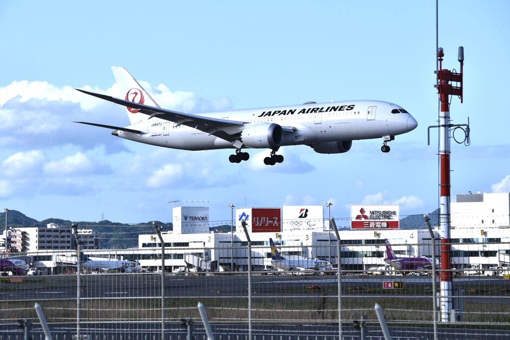 JAL 580