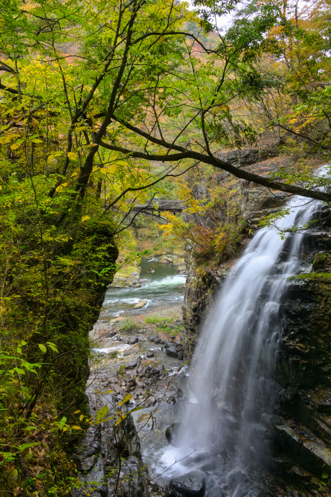 2025-11-09_虹見の滝-2