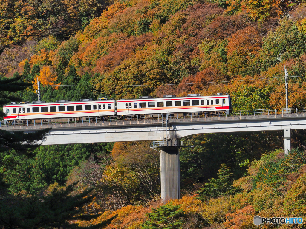 2021-11-07_会津鬼怒川線-4(川治温泉駐車場より)