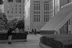 b/w7