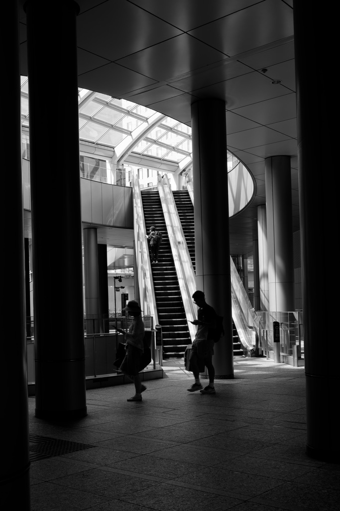 b/w1