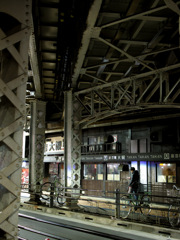 反射する夜の街538