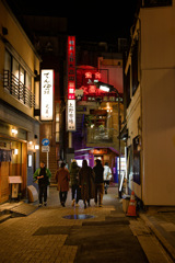 反射する夜の街542