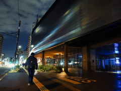 反射する夜の街98