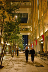 反射する夜の街557