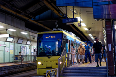 反射する夜の街259