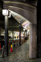 反射する夜の街539