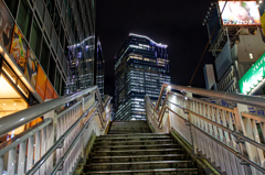 反射する夜の街279