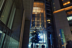反射する夜の街135