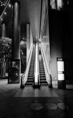B/W