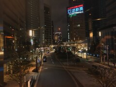 反射する夜の街⑩