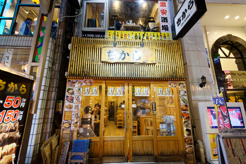 反射する夜の街432