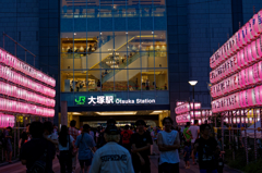 反射する夜の街258