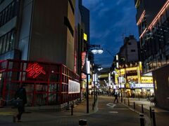 反射する夜の街60