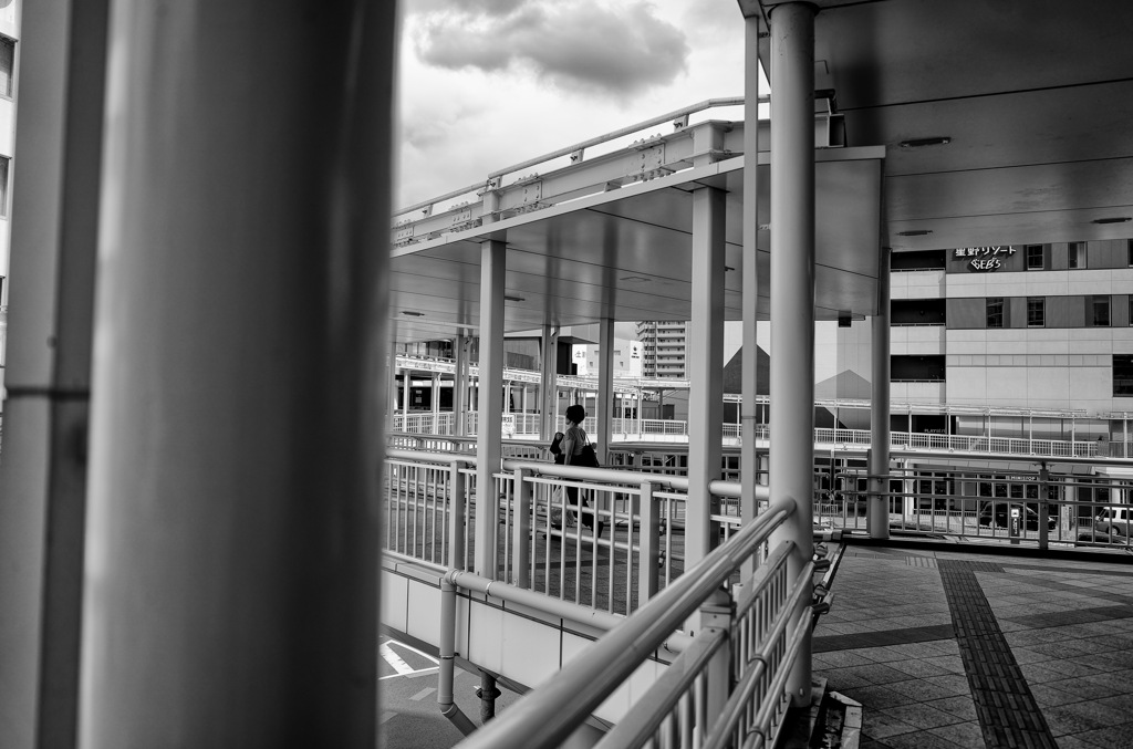 B/W