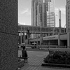 b/w4