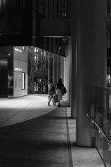 B/W