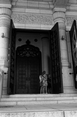 B/W
