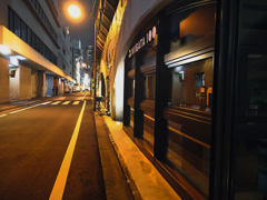 反射する夜の街52