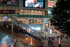 反射する夜の街484