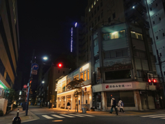 反射する夜の街122