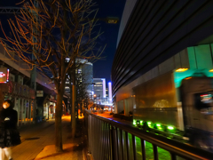 反射する夜の街96
