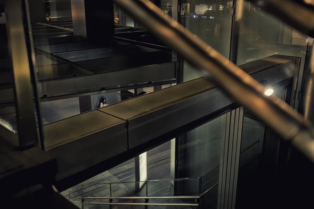 反射する夜の街529