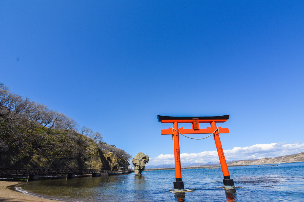 海の上の鳥居