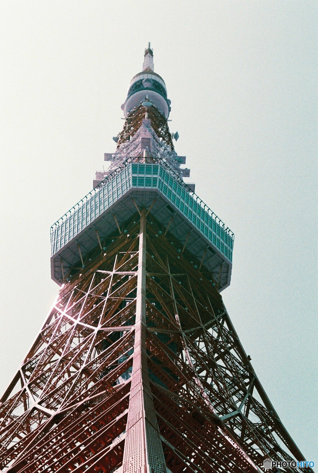 20200405_CANON F-1_2019LomochromePurple 
