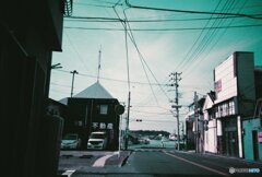 20200407_lomo_La-c+_2019LomochromePurple