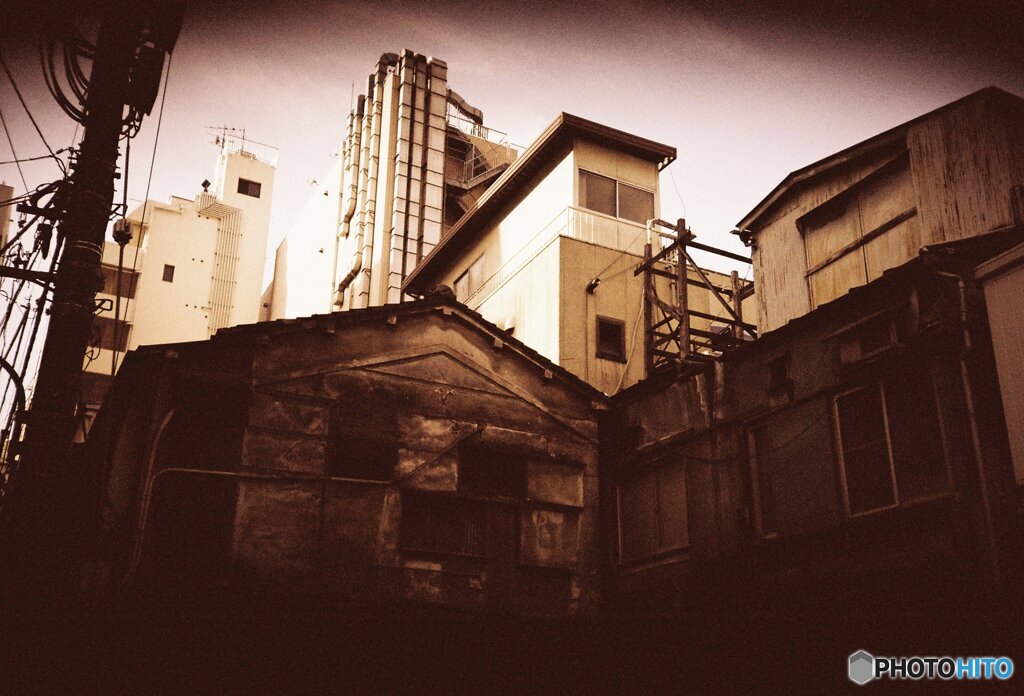 20200320LC-A_metropolis_linedown (3)