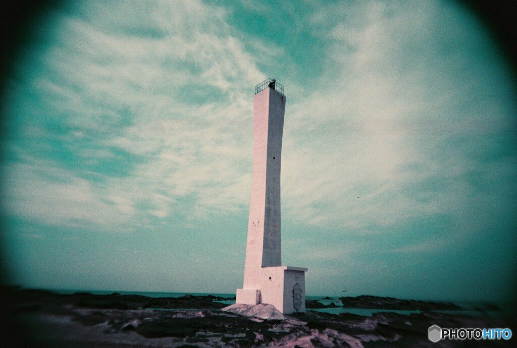20200407_lomo_La-c+_2019LomochromePurple