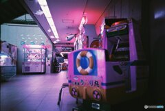 20200407_lomo_La-c+_2019LomochromePurple