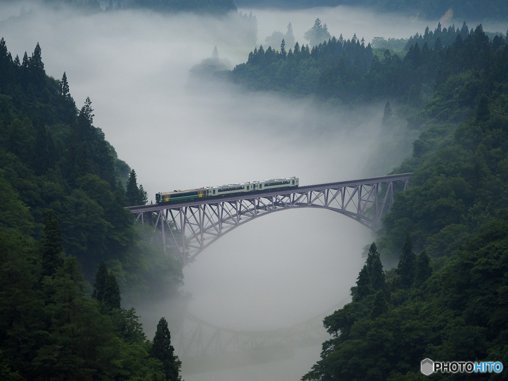霧幻橋梁