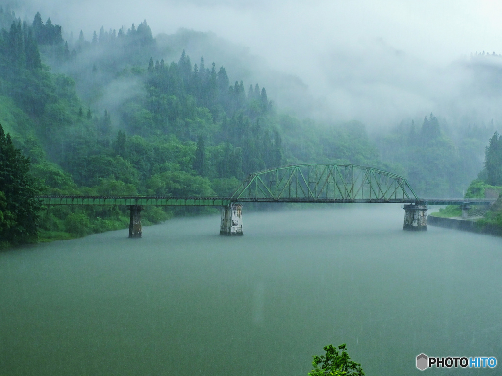 雨・霧・第五橋梁