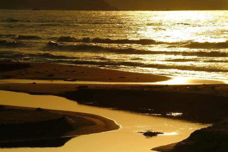 夕照の浜辺_1