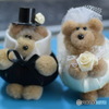 Wedding bear pair