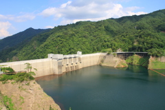 真夏のやんばあがつま湖
