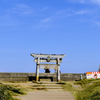 海沿いの鳥居