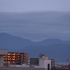 夕日を浴びたマンション